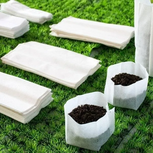 Eco-Friendly 100-Pack Non-Woven Seedling Bags for Enhanced Plant Growth