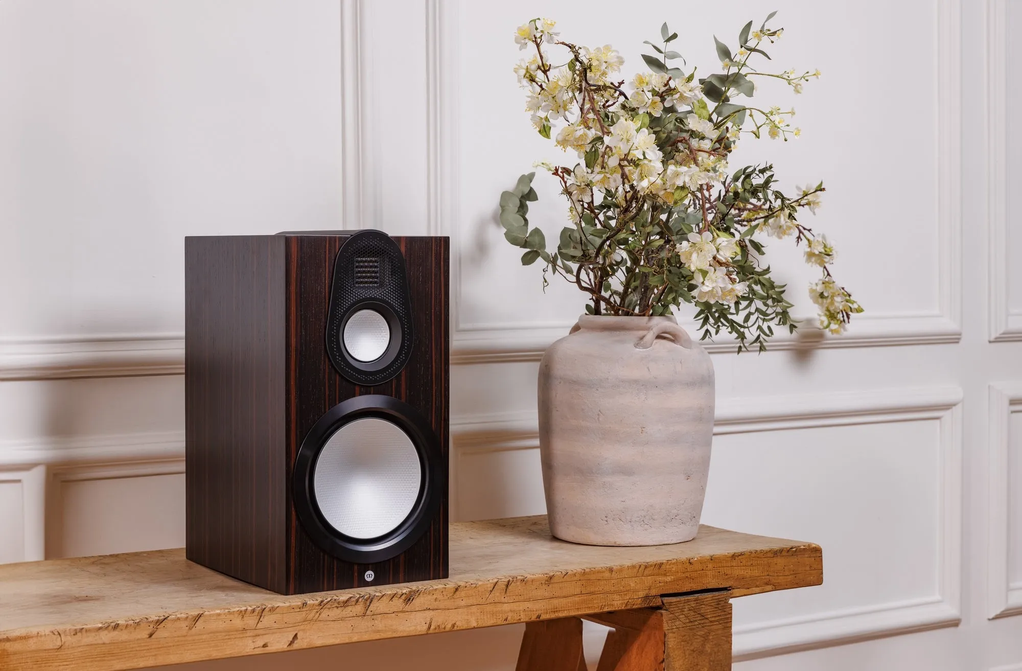 Monitor Audio Gold 100 6G Standmount Speakers